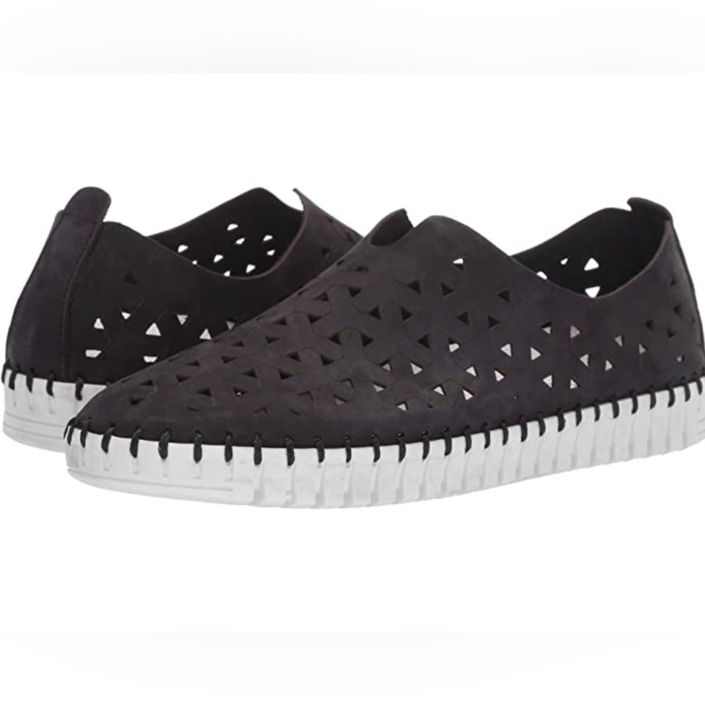 Eric Michael Inez Sneaker Slip On Shoe Black Leather Women 37 6 1/2 Travel Comfy